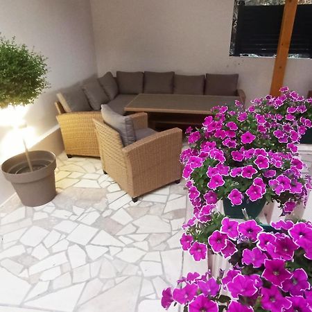 Villa Queen Trogir Exterior photo