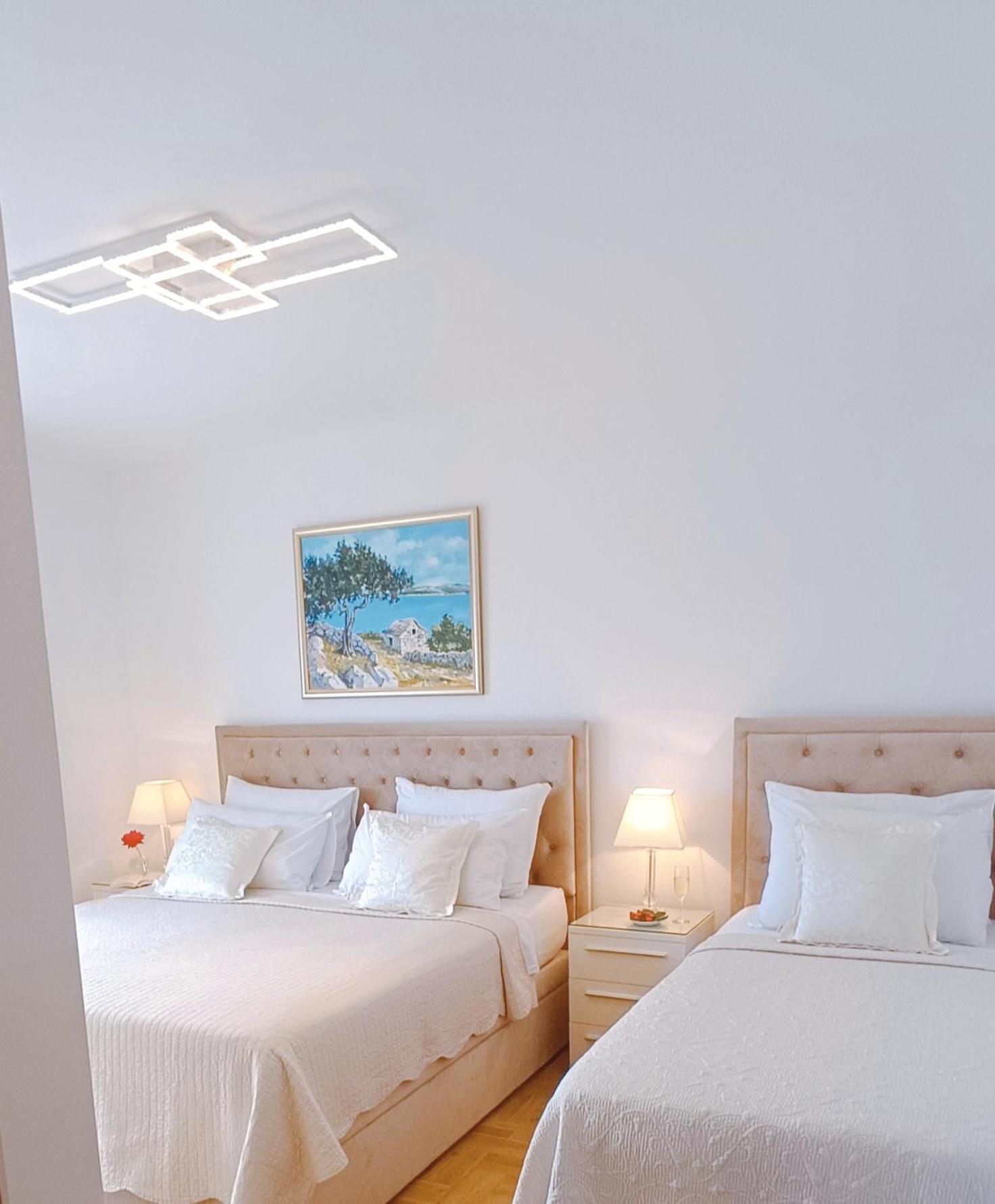 Villa Queen Trogir Exterior photo