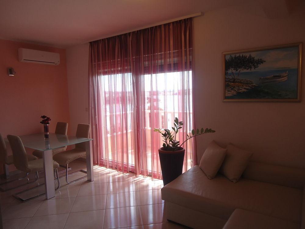 Villa Queen Trogir Exterior photo