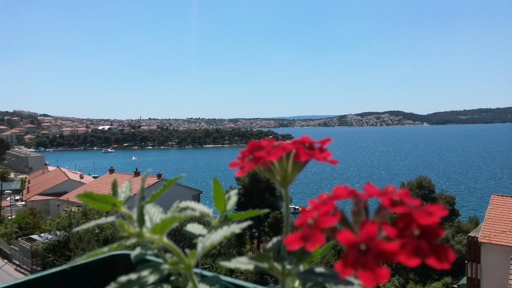 Villa Queen Trogir Exterior photo