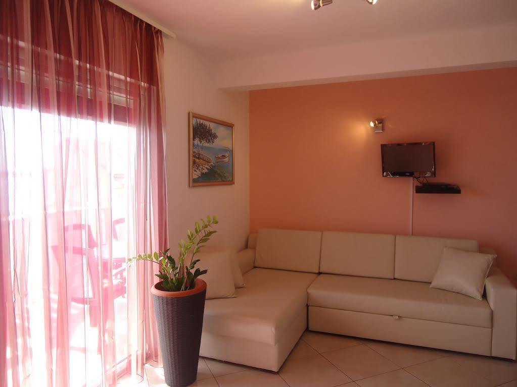 Villa Queen Trogir Exterior photo