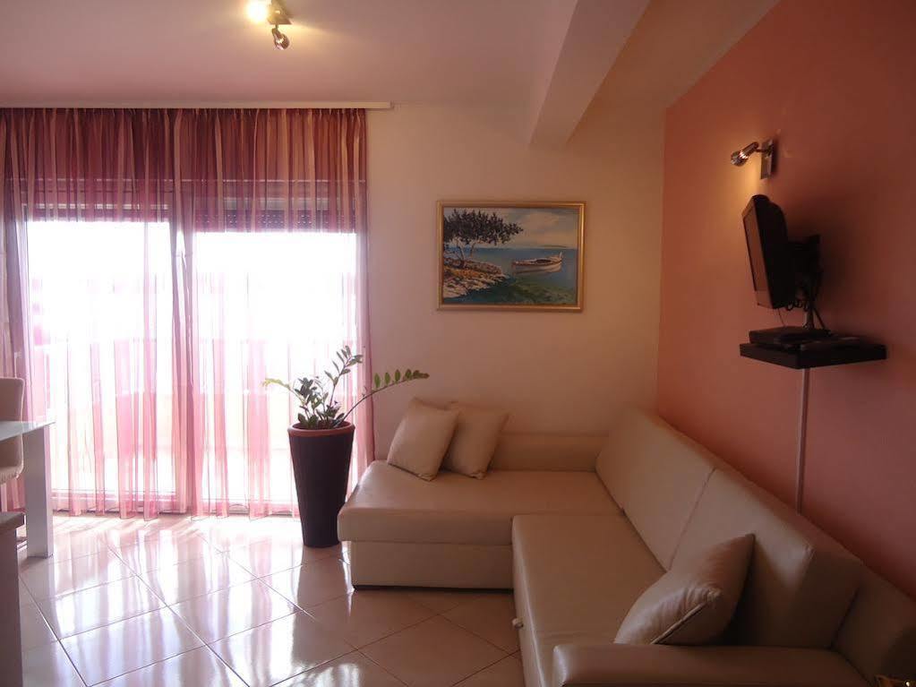 Villa Queen Trogir Exterior photo